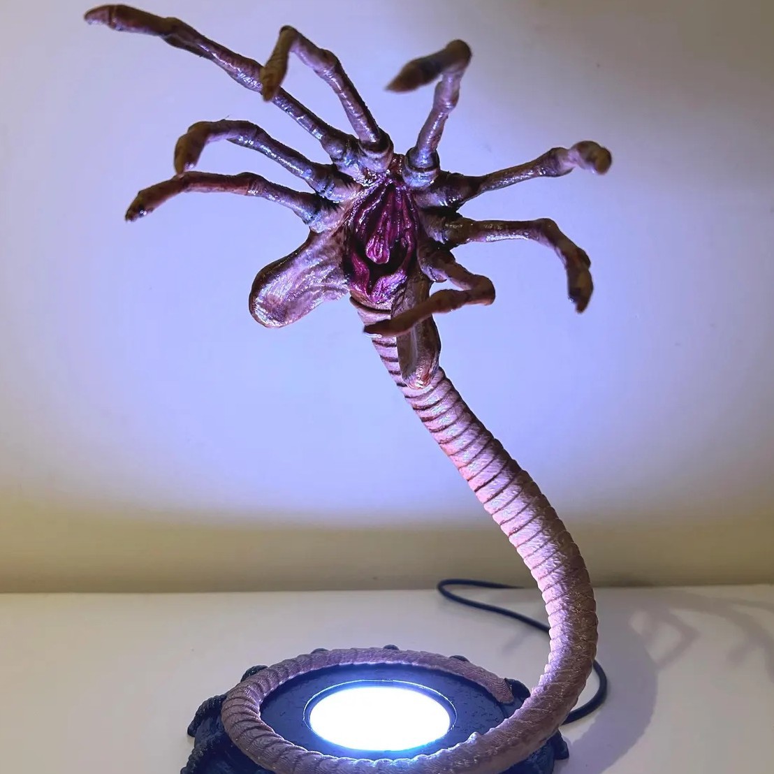 Alien Facehugger Lamp Nightlig - Home Decor Com ulasan dan harga